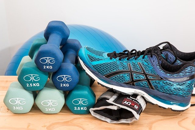 https://firebasestorage.googleapis.com/v0/b/store-66094.appspot.com/o/images%2Fdumbbells-2465478_640.jpg?alt=media&token=fdcb64bc-ef45-4da8-b7a0-f2f9eb1a7ce2