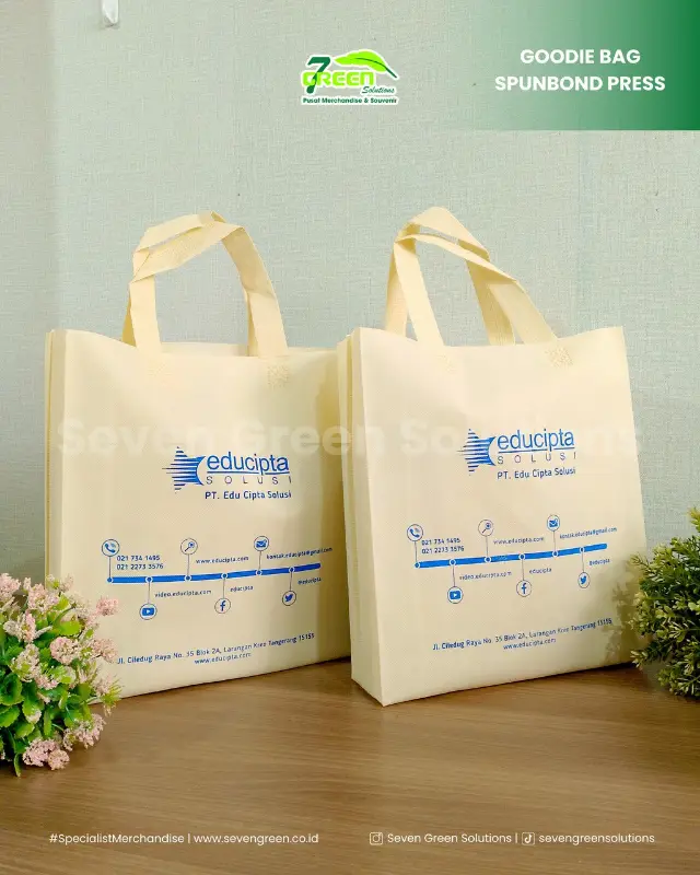 Totebag - Slide 1