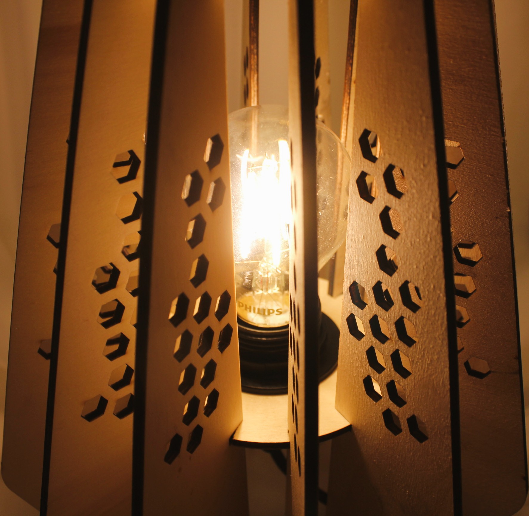 Lampe de Chevet Nid d'Abeille