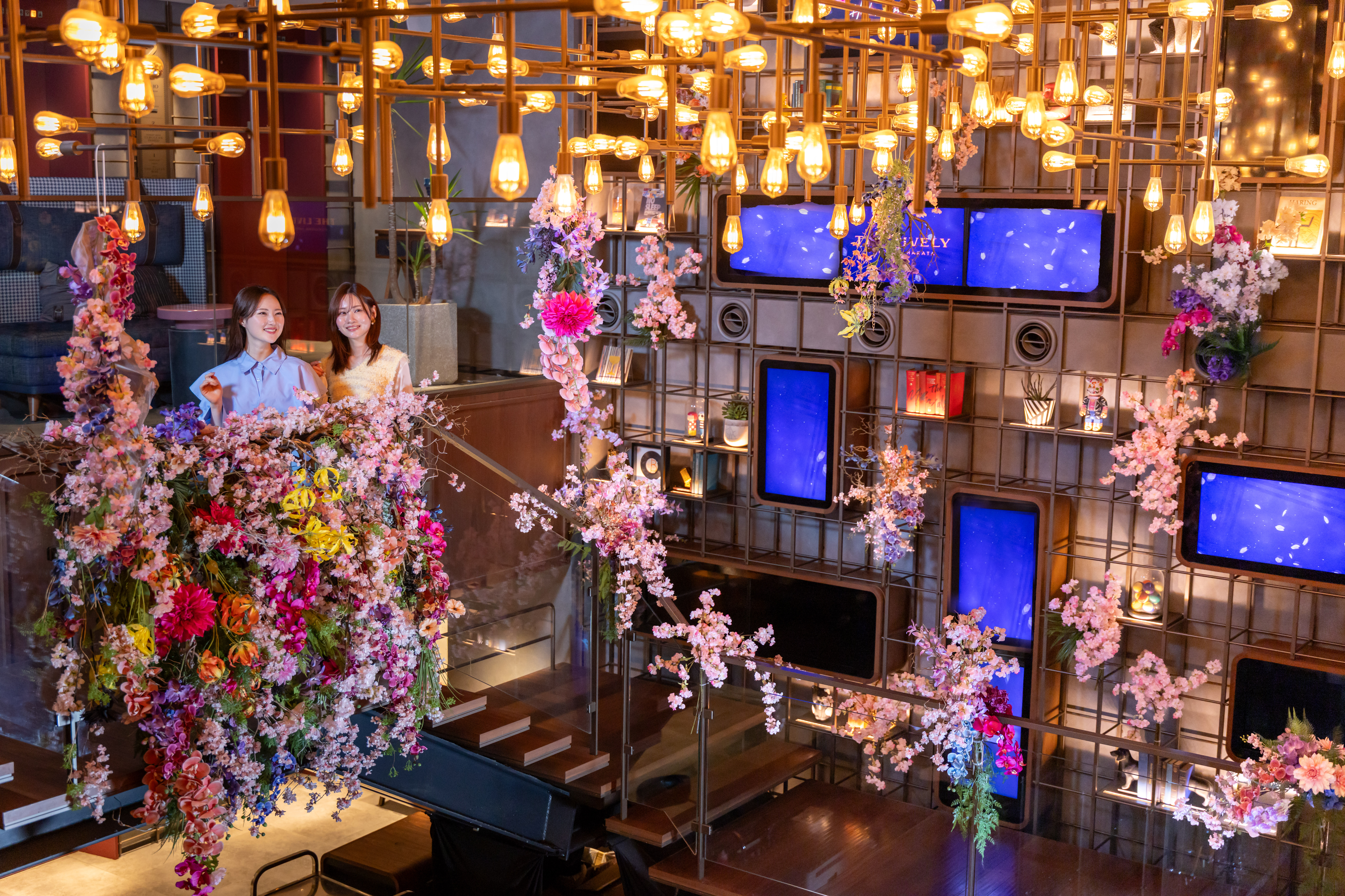 春を感じる館内装飾に🌸