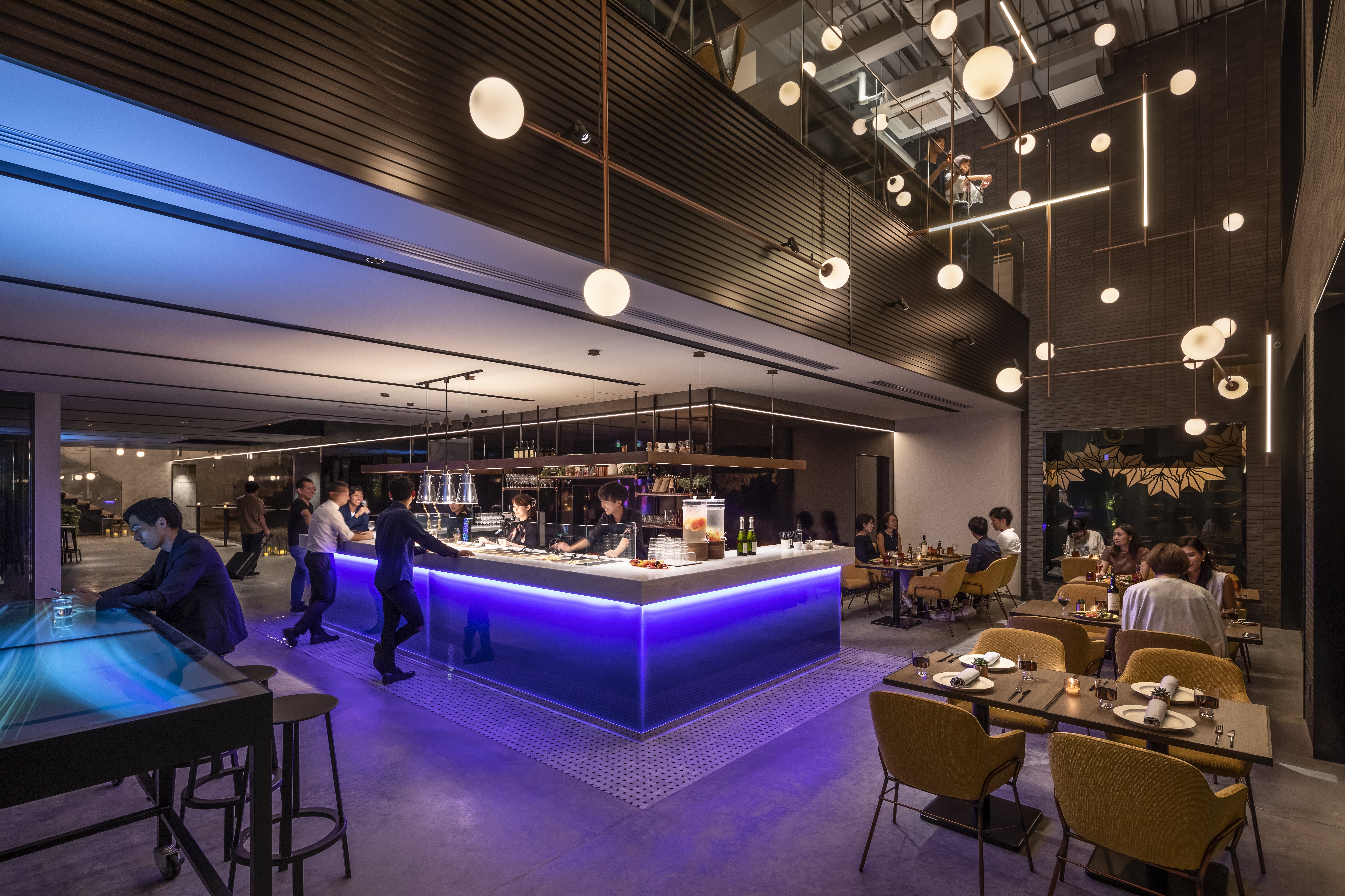 【堺筋本町駅 徒歩1分】集合・解散もスムーズ!1階レストラン貸切プラン