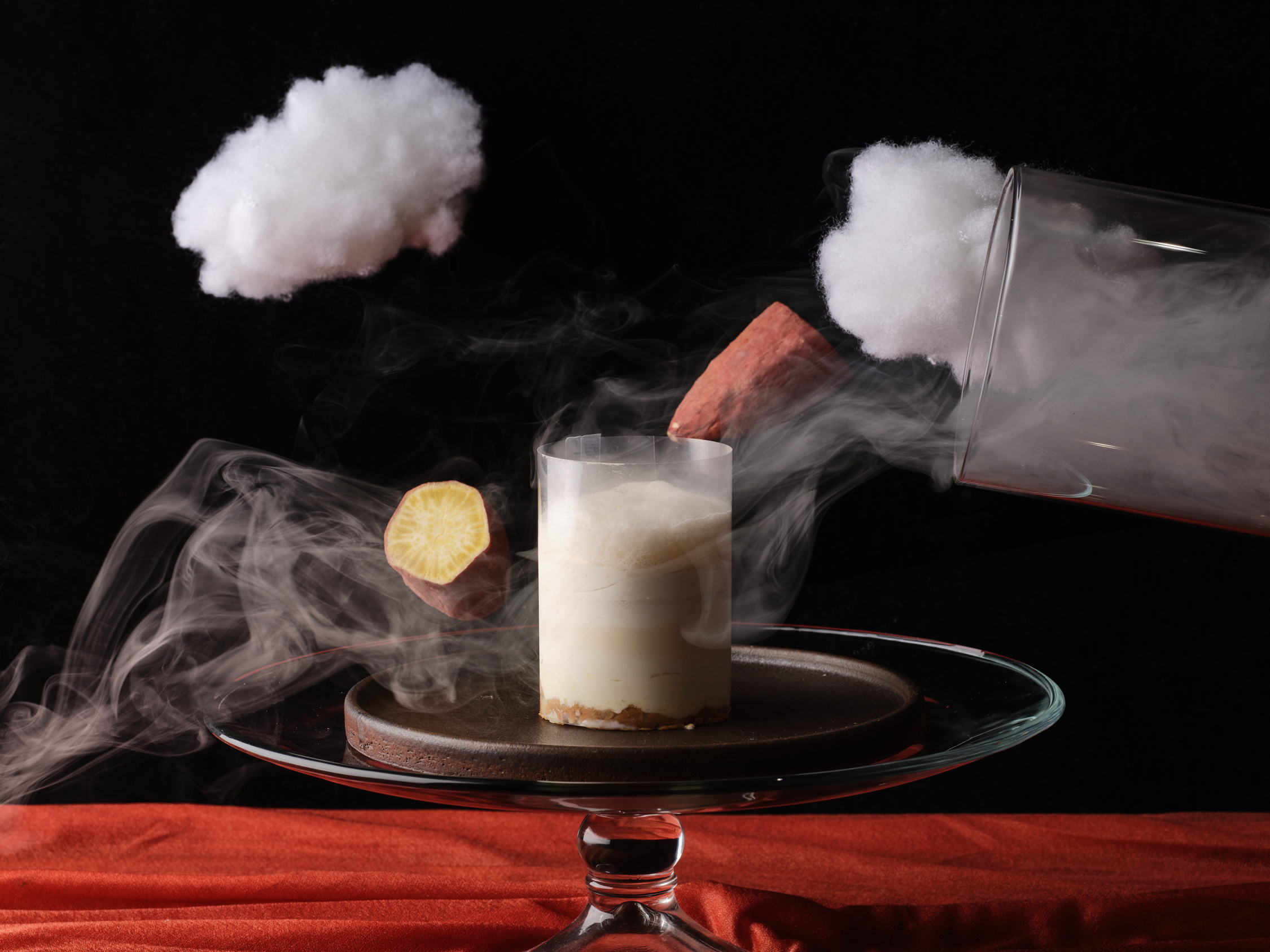 食事後は最上階のバーでカフェタイム!