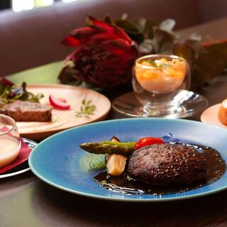 【小樽】週末のご褒美ランチに。鹿肉100％特製ハンバーグのジビエコース