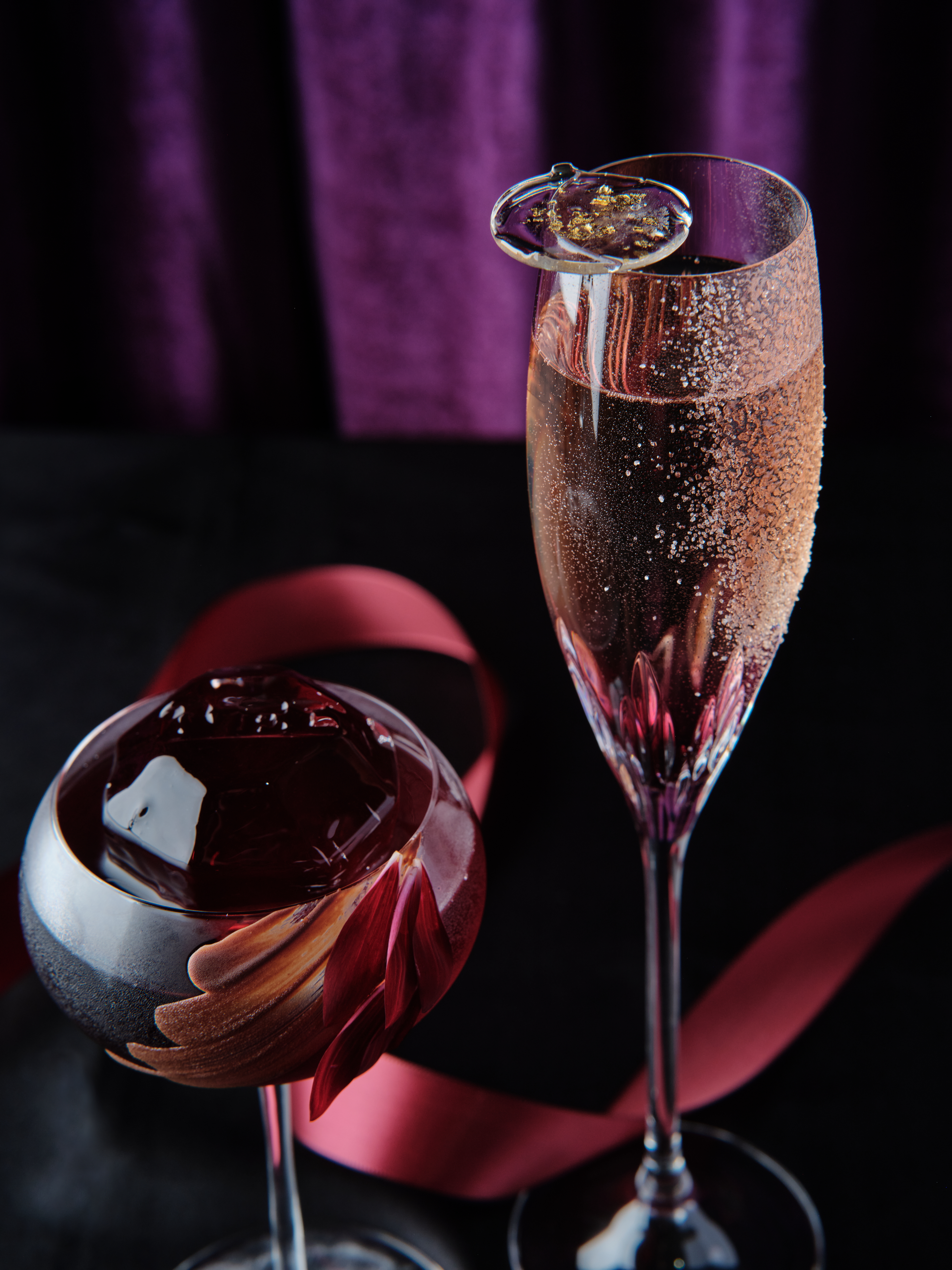 最上階のシグネチャーバーで楽しむクリスマス限定カクテル