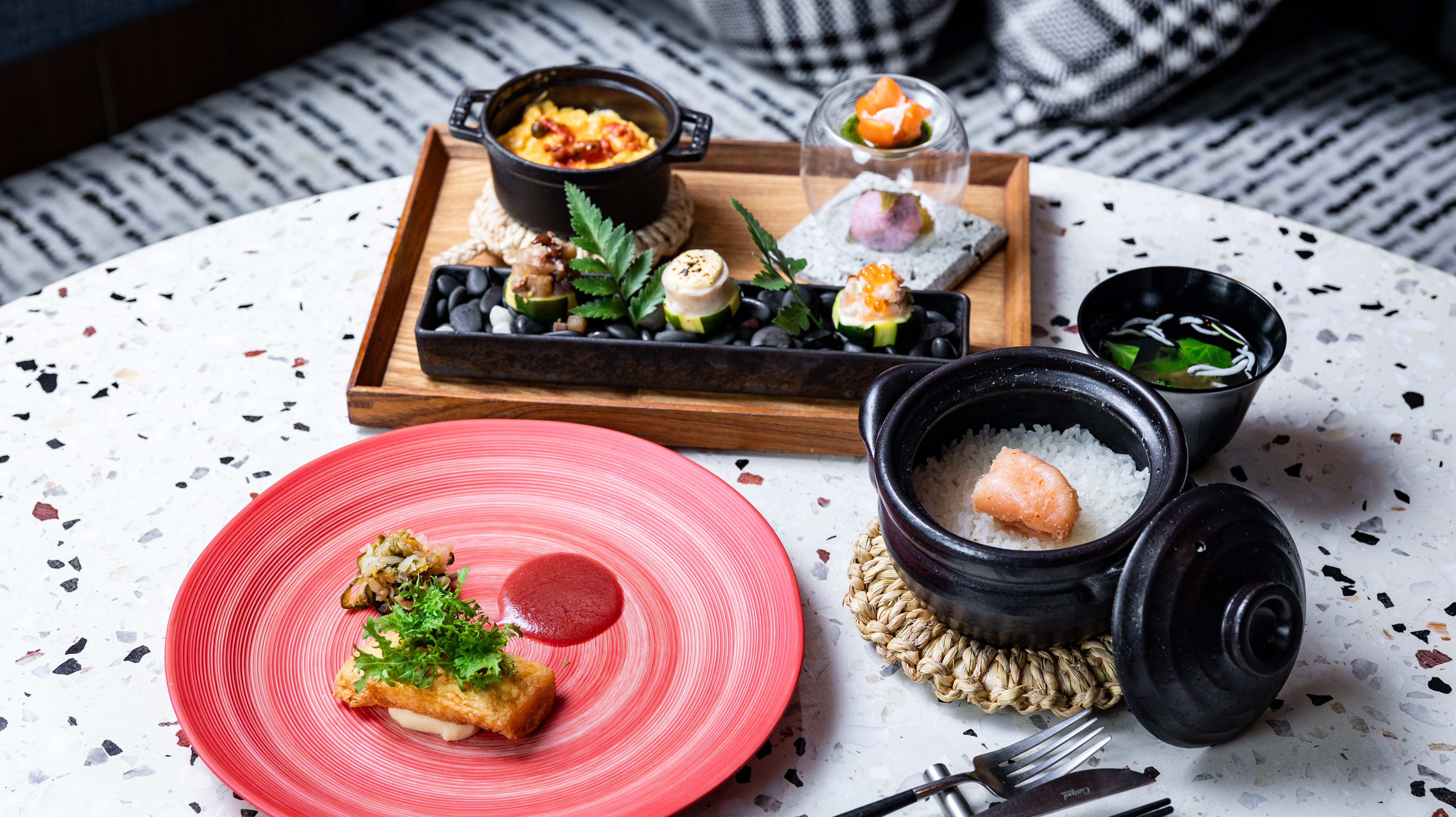 福岡の朝を和で彩る、“ストウブごはん”から始まる特別な一日