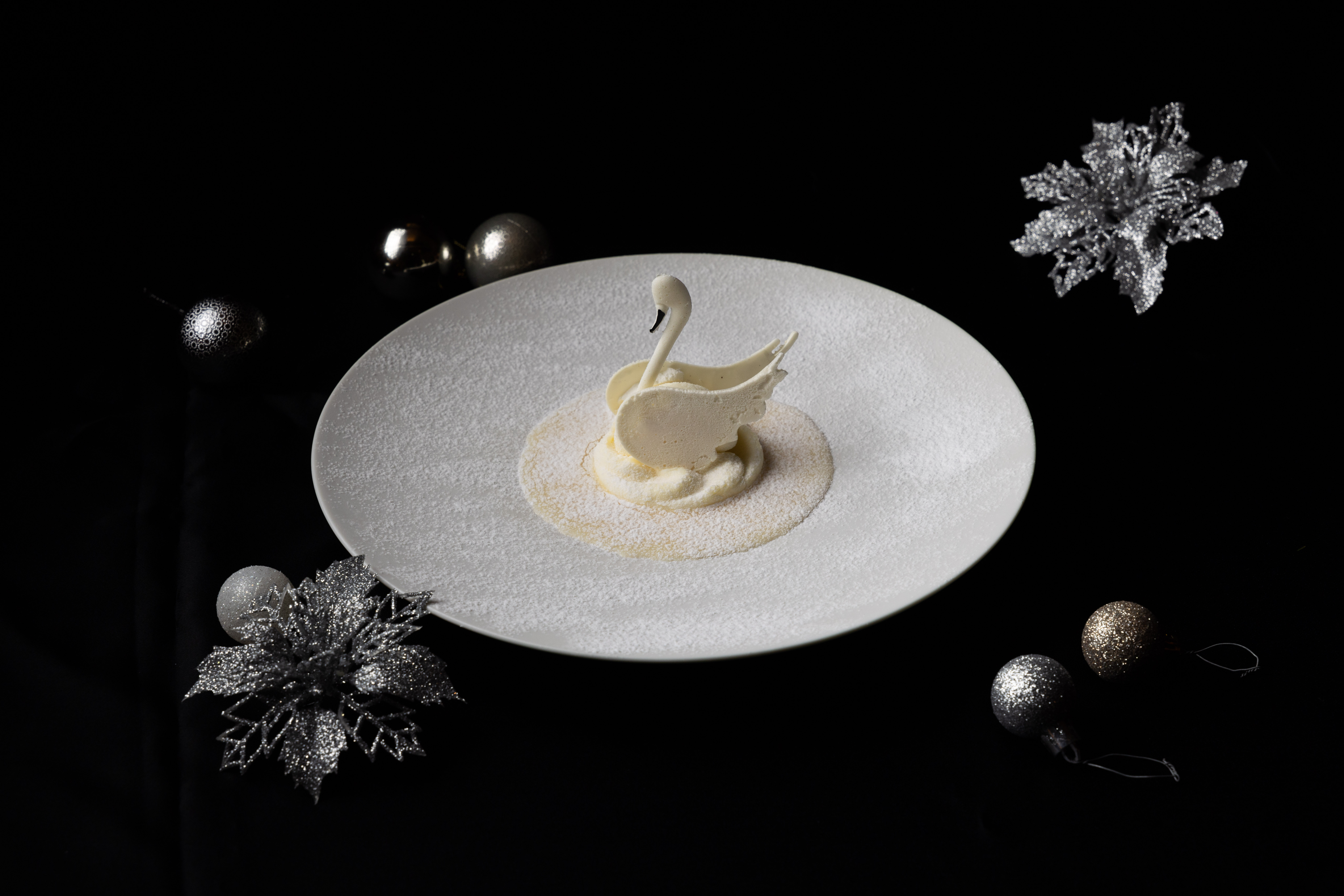 THE LIVELY KITCHENのクリスマスディナーは、最後のデザートまでが特別な体験です！