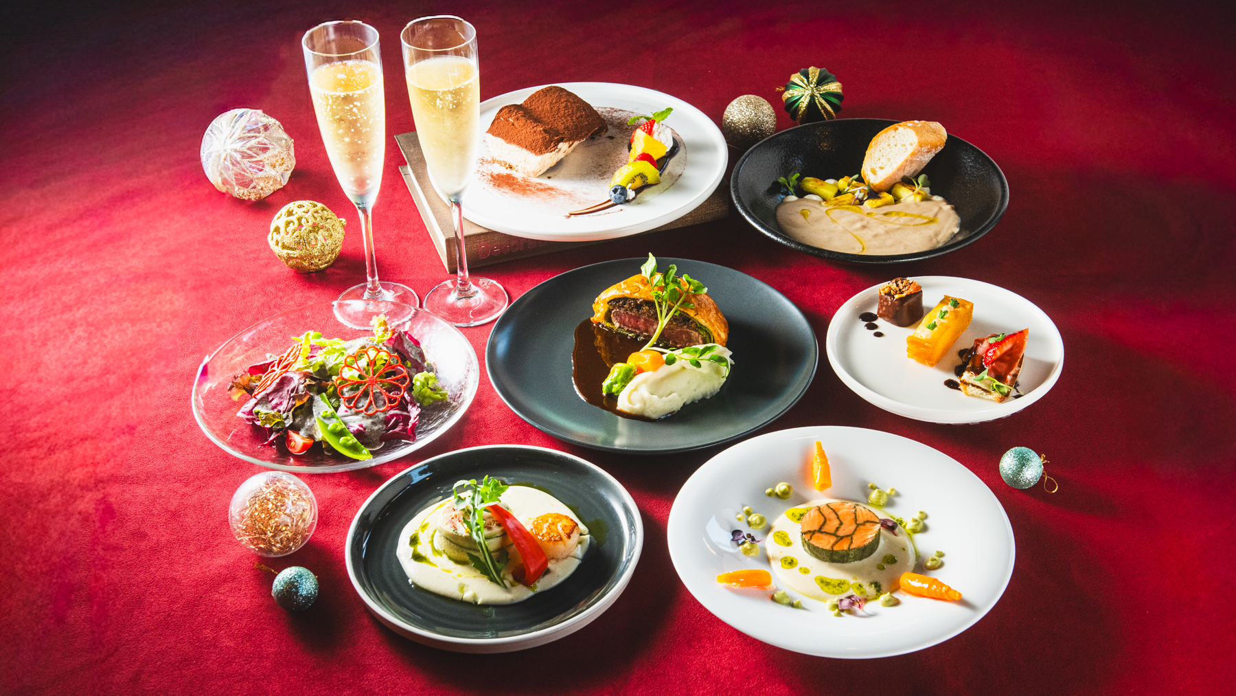 各日程残席わずか!クリスマススペシャルディナーコース