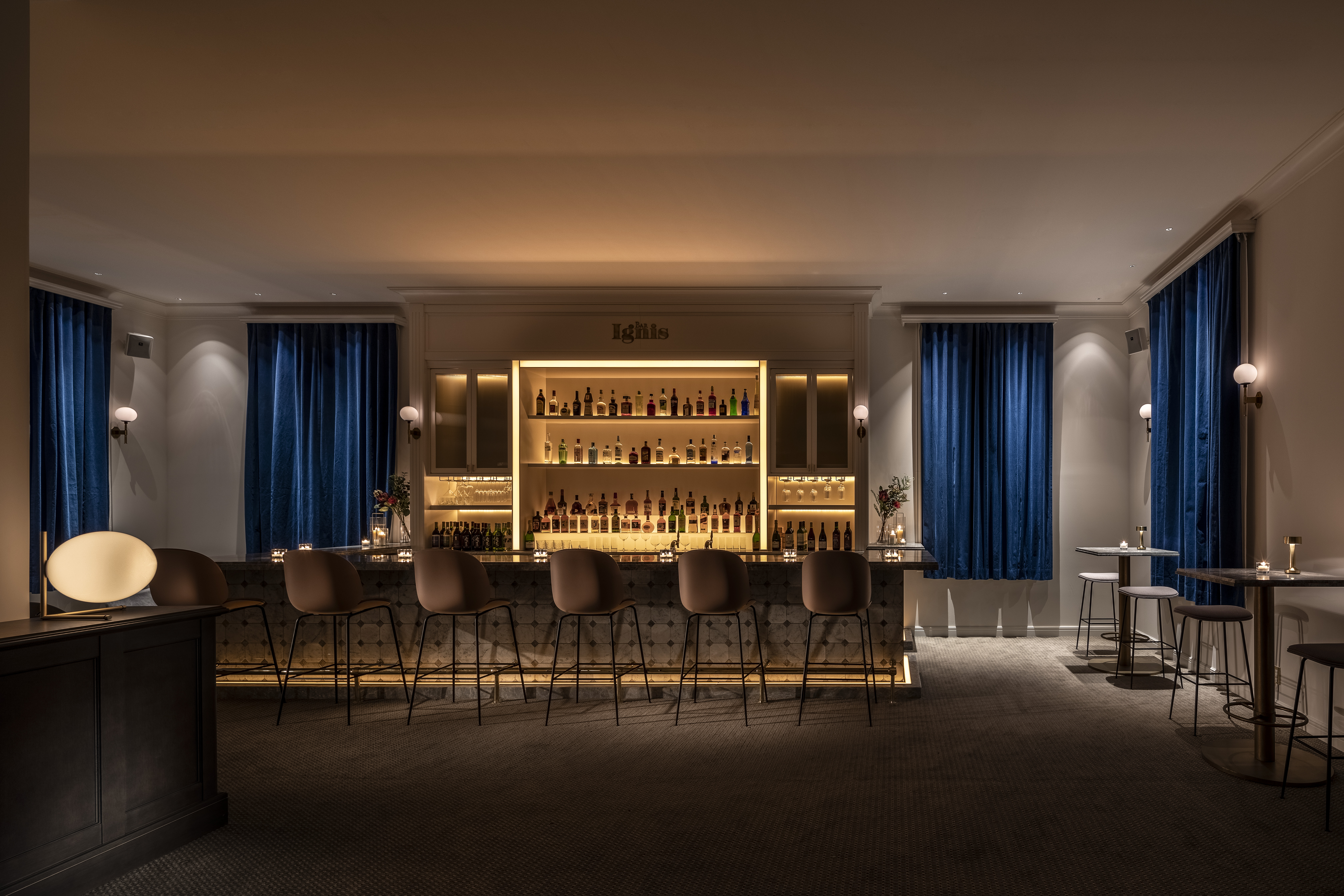 地元の方も大歓迎!小樽の歴史に触れる「ホテルバー」をカジュアルに楽しむ方法