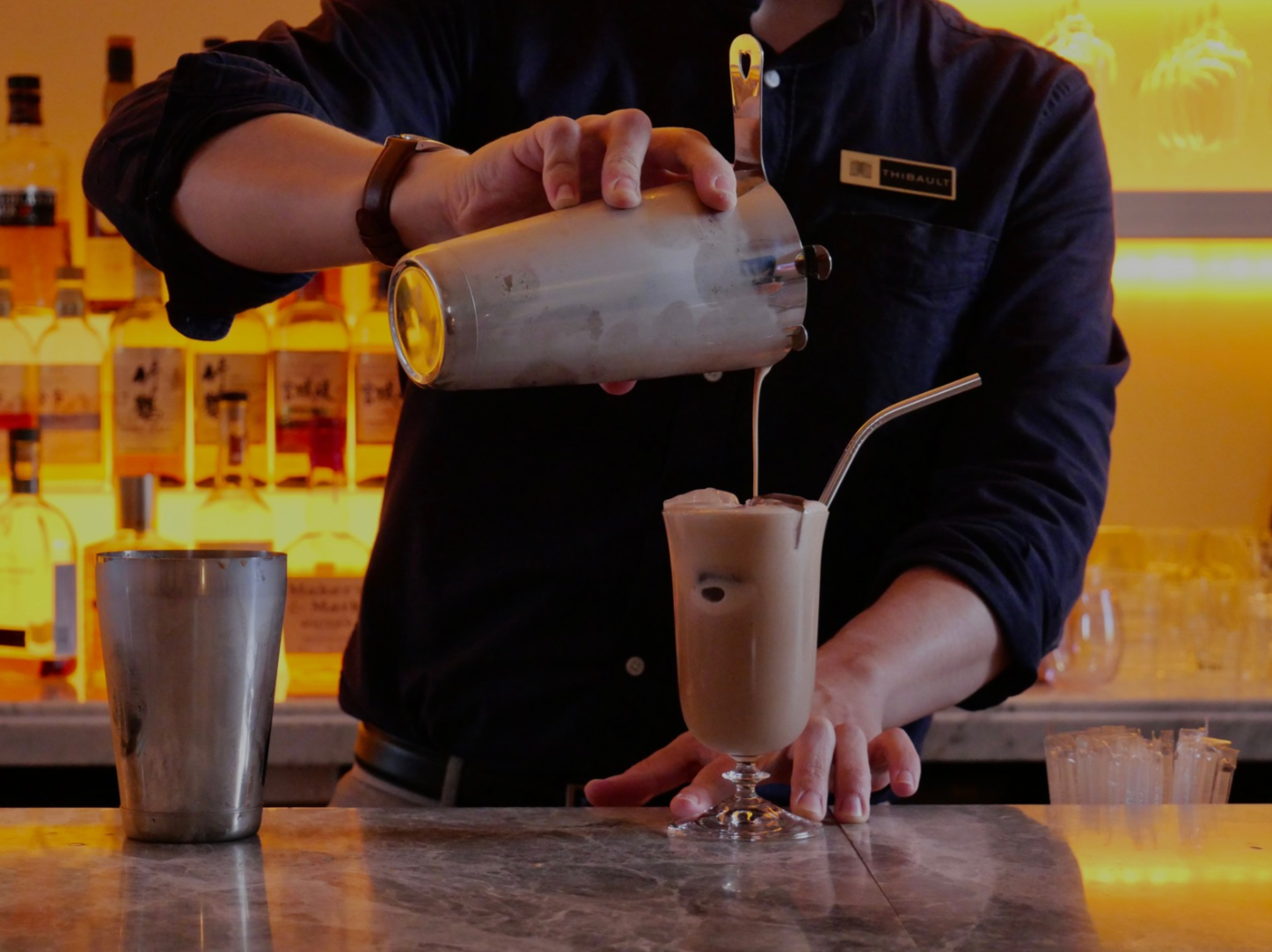 【小樽】歴史を刻む空間でプロの技を。カウンターで愉しむスマートな大人の夜。