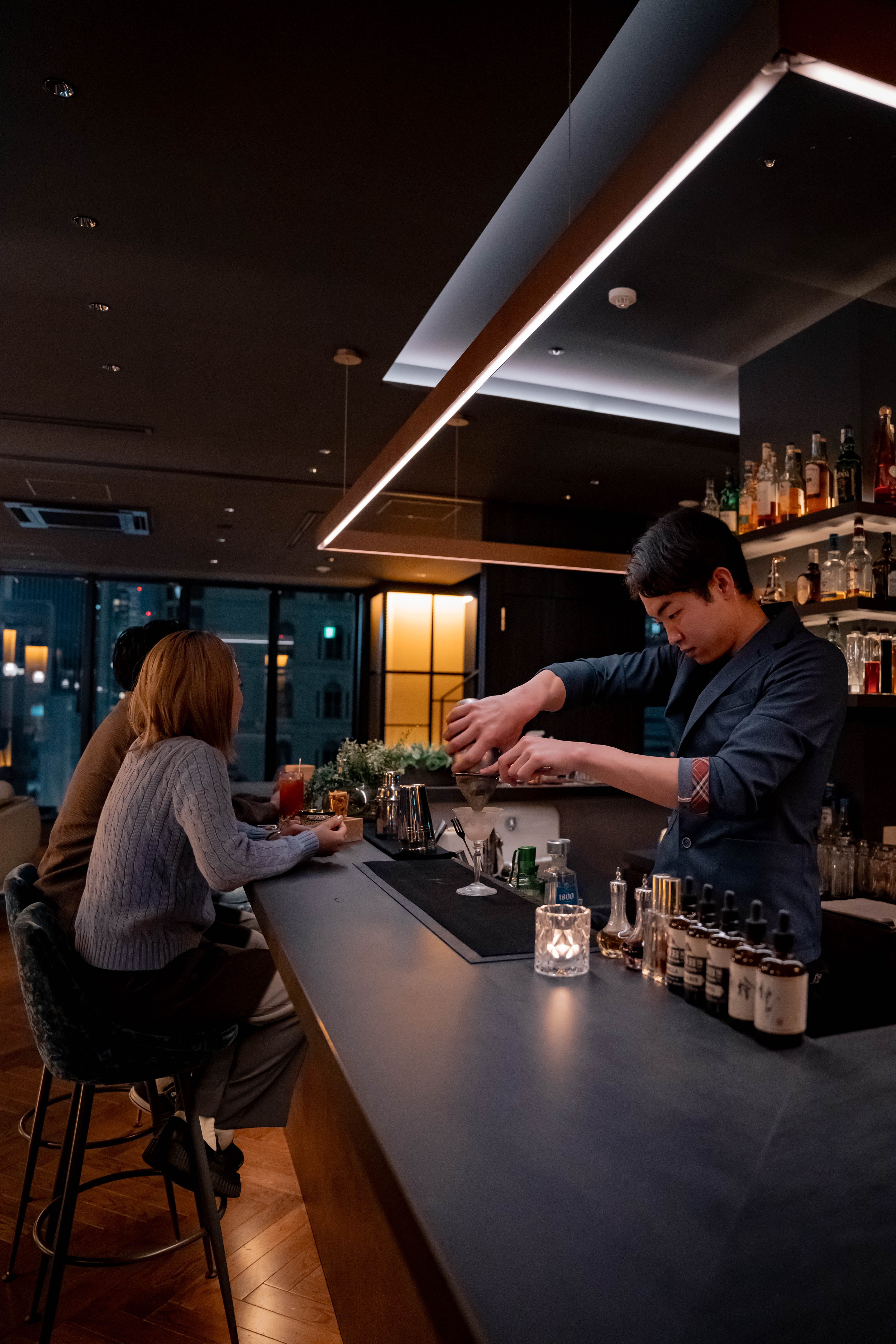 仕事始めの1週間、お疲れ様でした!今夜は「大阪の夜景」を見ながら乾杯しませんか?