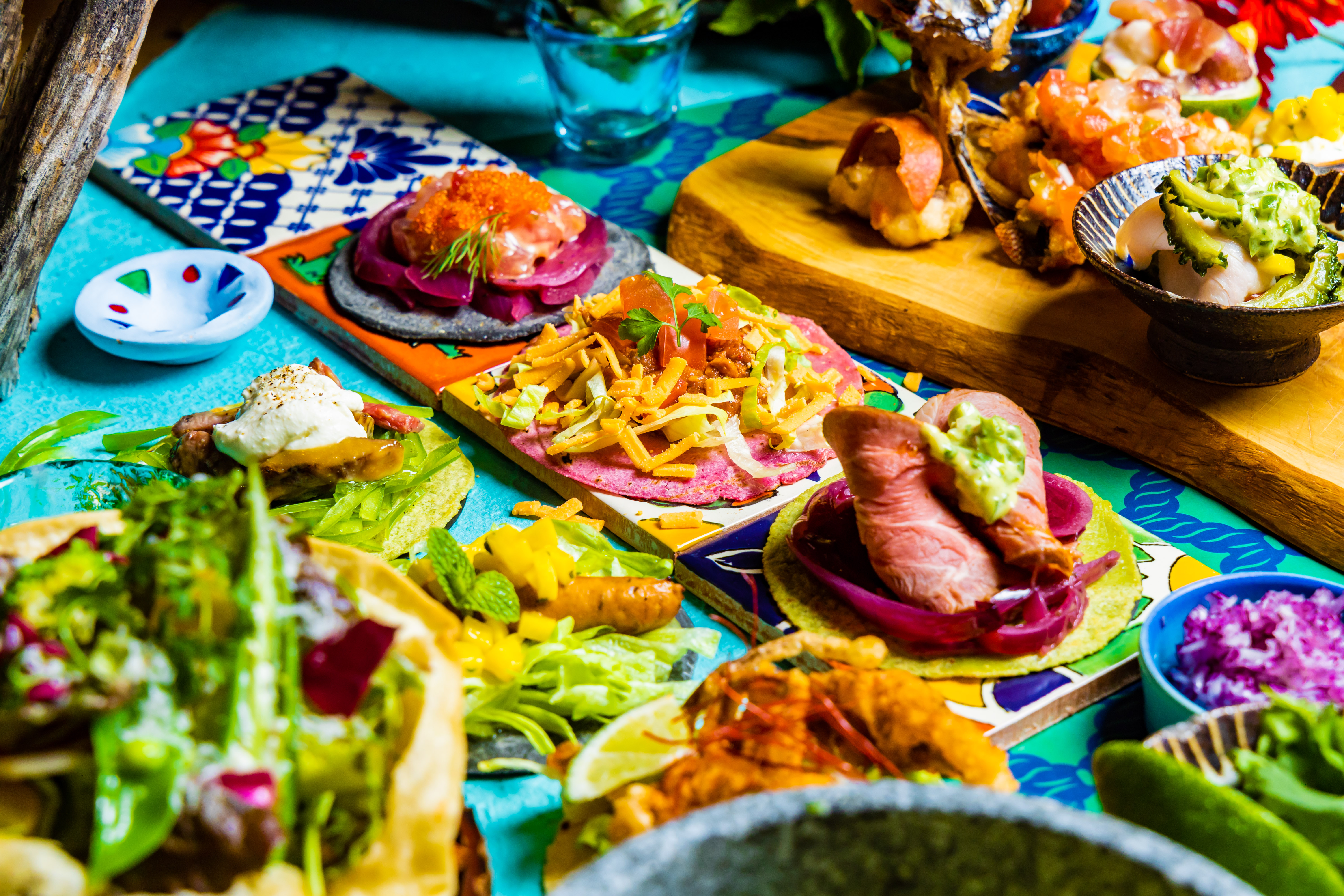 【泡盛・テキーラ】お昼から乾杯！タコスが主役のカフェラウンジ