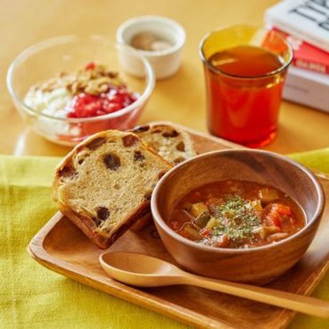 Ratatouille soup with Yanesen bread