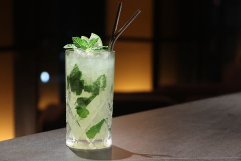 kumquat cheroot and flavored wine guava mojito