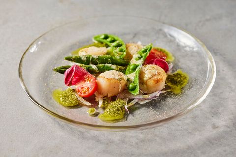 ホタテのミキュイ/2種のソース仕立て