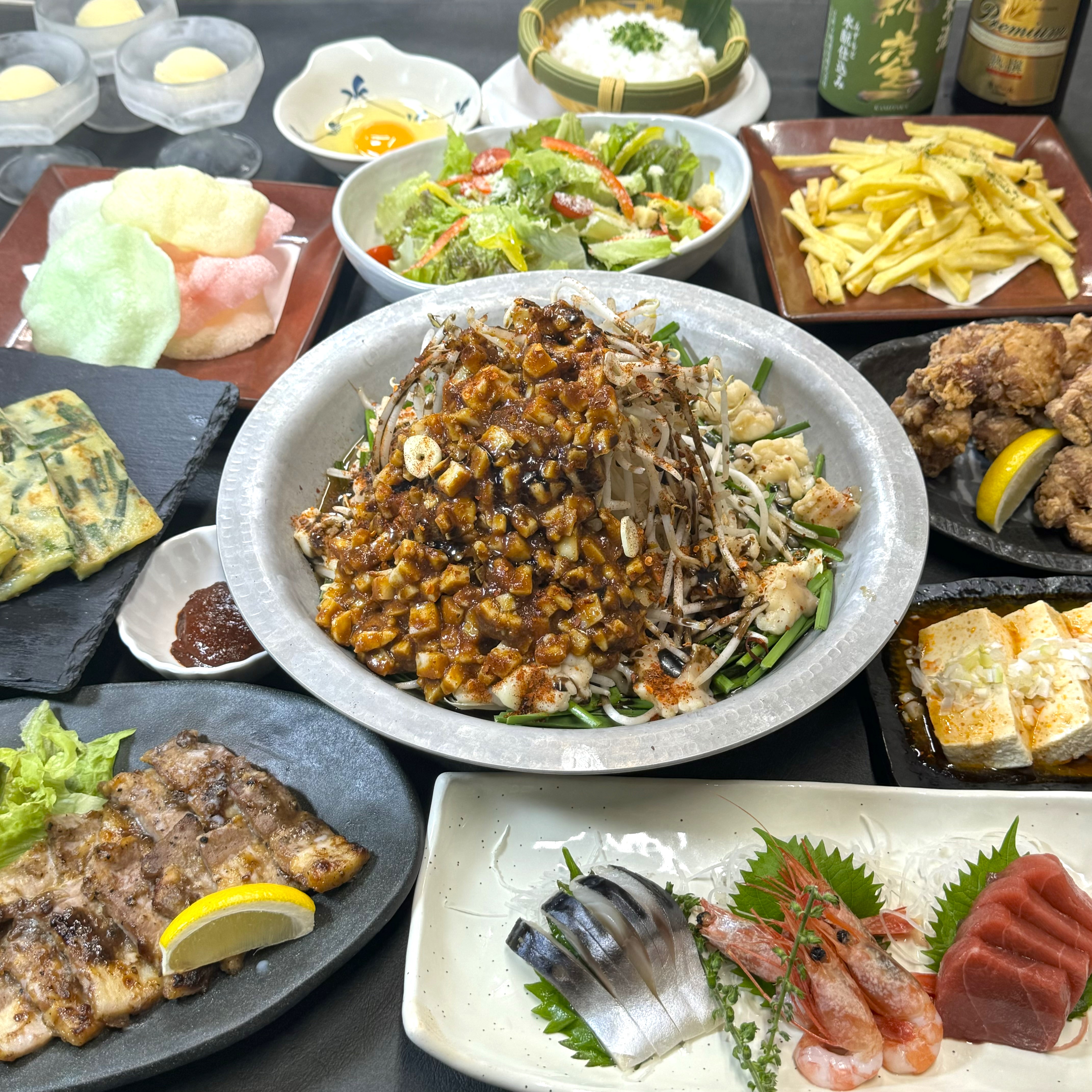 [二郎系牛もつ鍋]11品5,000円【日～木3H制・金土祝前2H制スタンダード飲み放題付】