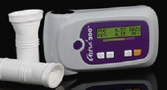 Astra 200 Spirometer