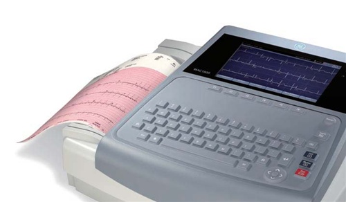 MAC1600 EKG Machine