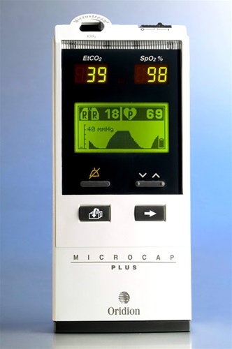 Microcap Plus Handheld Capnograph and Pulse Oximeter