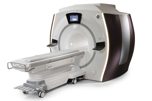 MRI SYSTEM / FOR FULL-BODY TOMOGRAPHY / VERY HIGH-FIELD / WIDE-BORE DISCOVERY MR750W 3.0T - 70CM