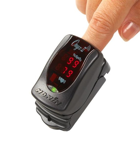 Nonin Onyx II 9560 Digital Fingertip Pulse Oximeter with Bluetooth
