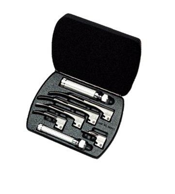 Welch Allyn MacIntosh Fiber Optic Laryngoscope Set - Medium and Penlight Handle