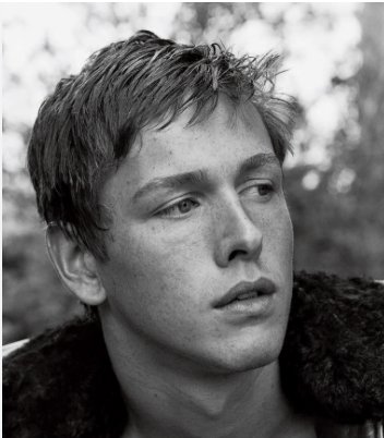 Harris Dickinson