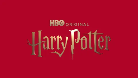 Does Peeves appear in Harry Potter and the Philosopher's Stone S1?