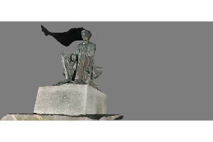 Maxwell Abe Lincoln Statue