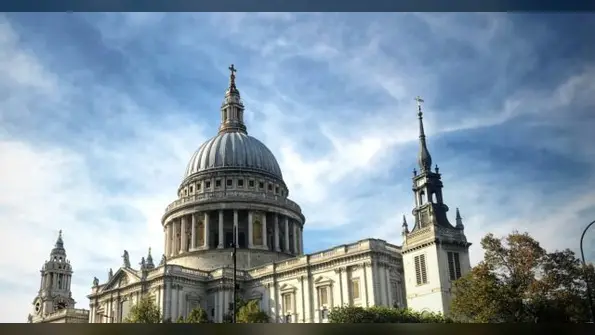St. Paul's Cathedral Hosts DJ Raves