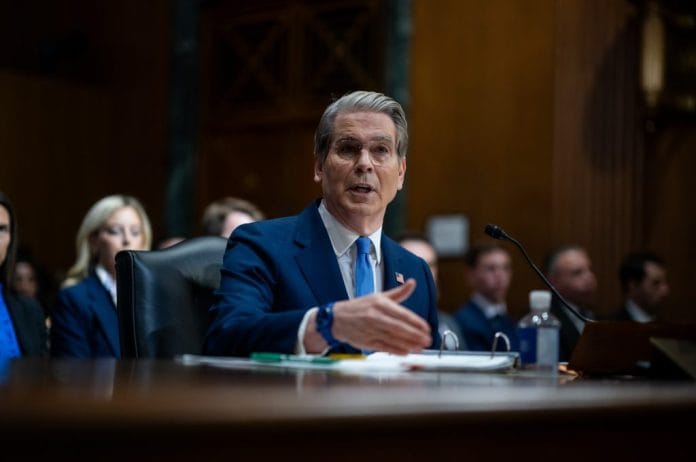 U.S. Debt Hits $40 Trillion