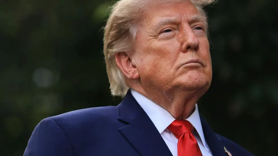 Judge Lifts Trump's Media Outlet Ban