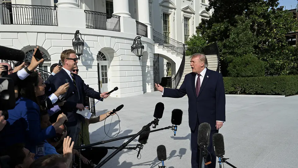 Judge Blocks Trump White House Media Ban