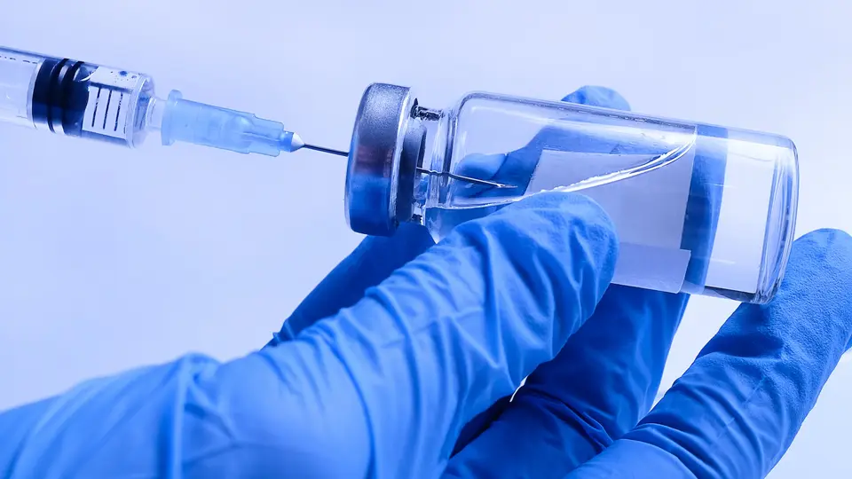 Medical Groups Issue Vaccine Guidance Without Federal Direction