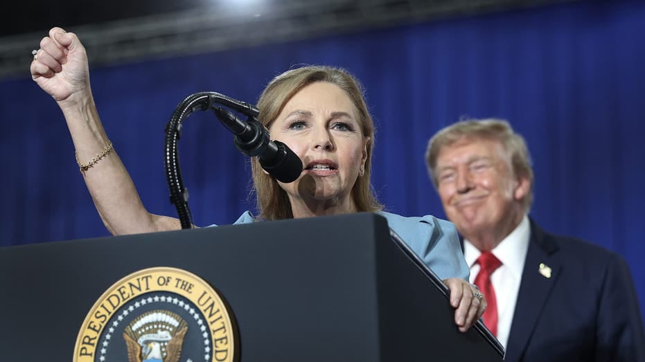 Trump Rallies for Graham in SC