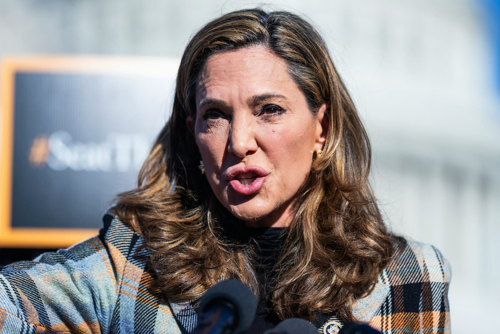 Hispanic GOP Reps Break on Immigration