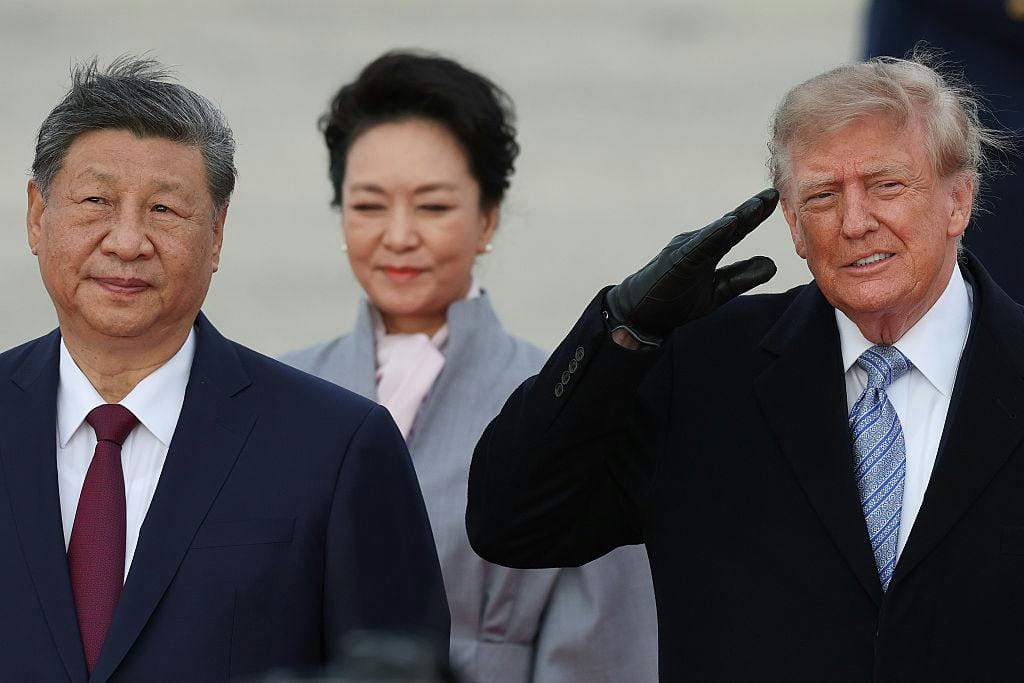 Trump's Tarmac Welcome for Xi