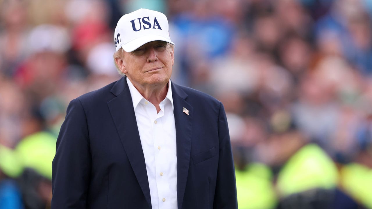 Trump Dismisses AI Safety Warnings