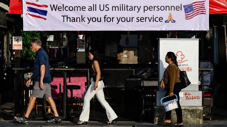 USS Abraham Lincoln's Thailand Port Call