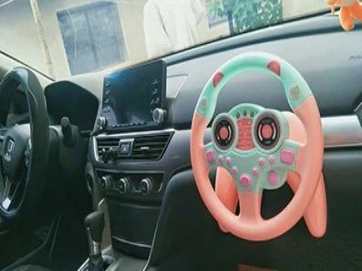 Cover for THE TOY WHEEL