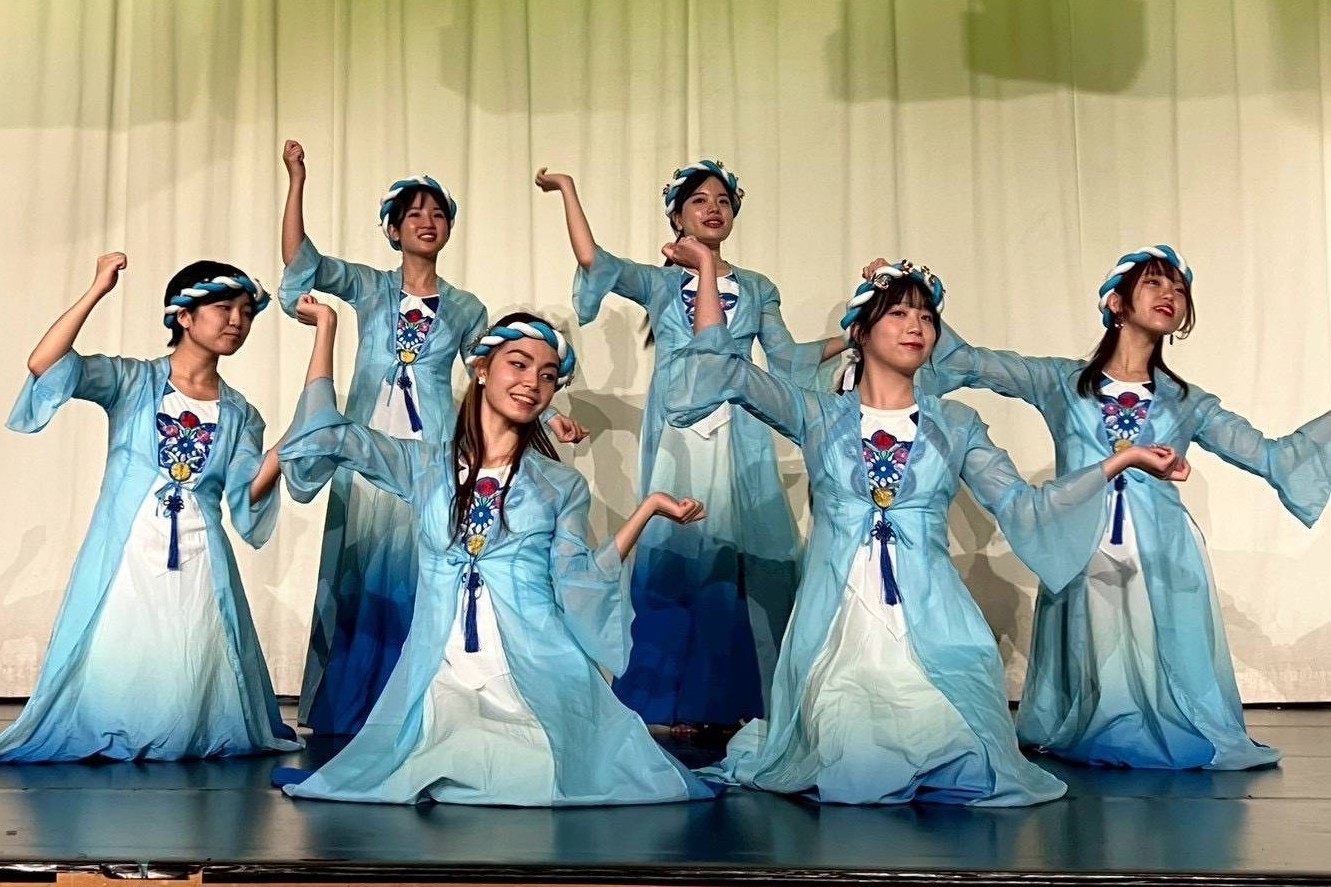 ベトナム舞踊同好会 HOA MAI