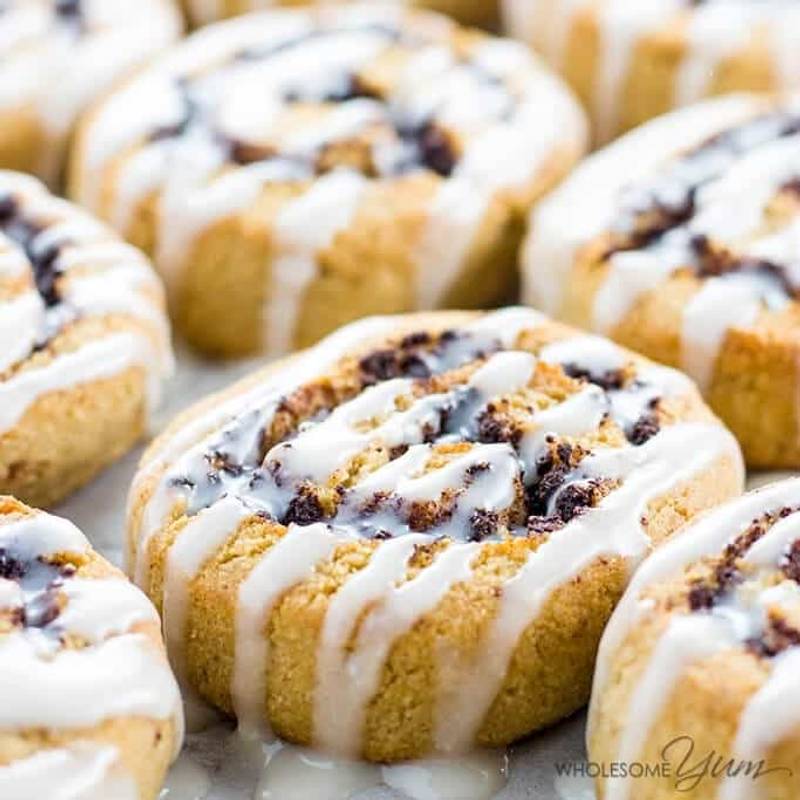 Healthy Cinnamon Rolls (Paleo, Low Carb, Sugar-free)