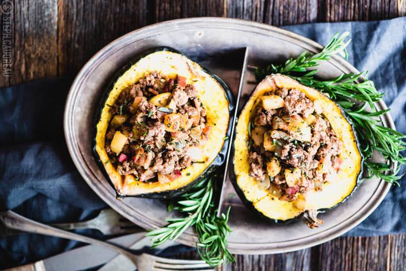 Paleo Stuffed Acorn Squash (Gluten-Free, Whole30)