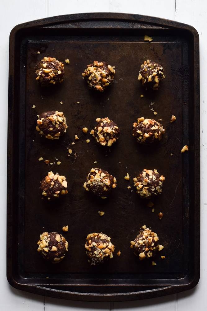 Easy Chocolate Pumpkin Energy Balls