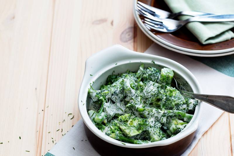 Broccoli salad with fresh dill