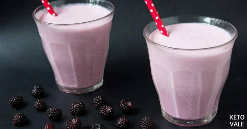 Keto Blackberry Cheesecake Smoothie with Almond Milk