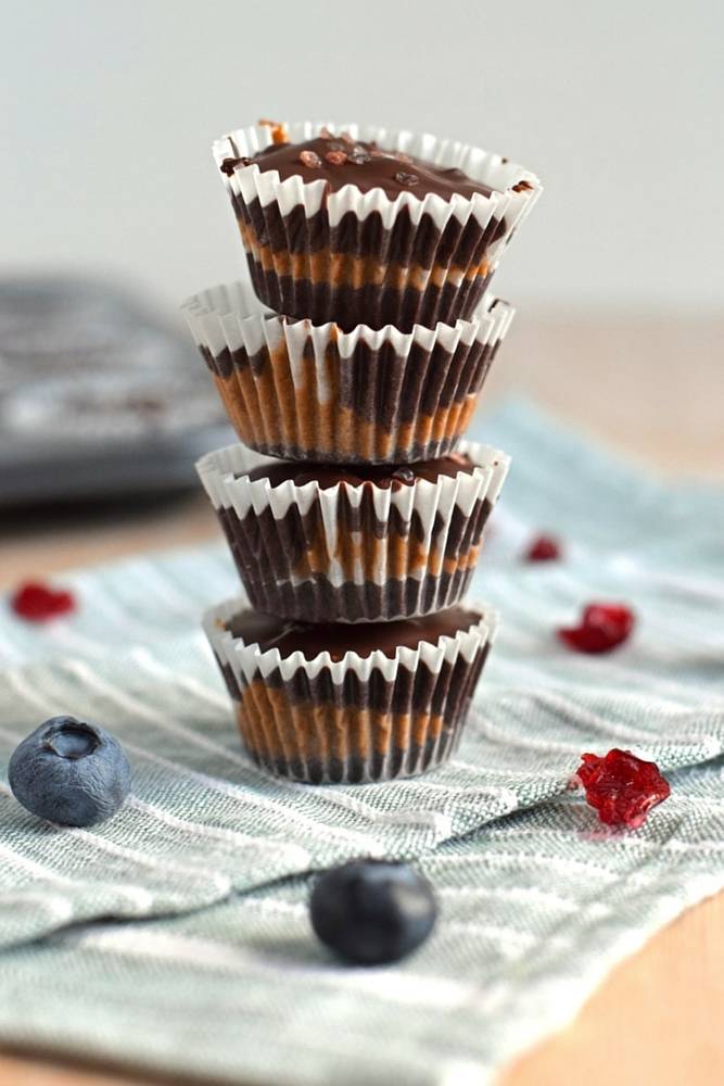 Chocolate Almond Butter Berry Cups