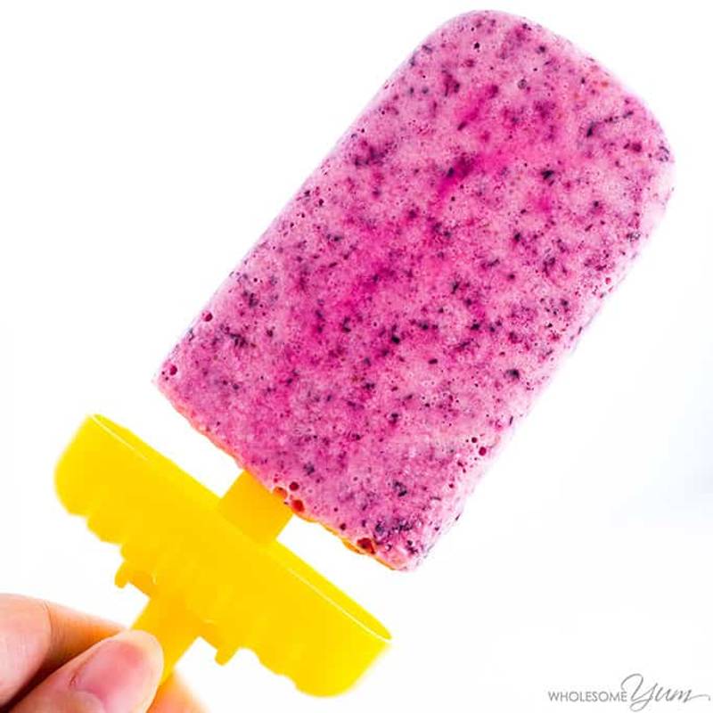 Easy Sugar-free Popsicles Recipe: Lemon Popsicles with Blueberries