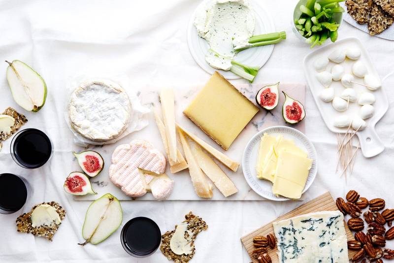 Low-carb cheese platter