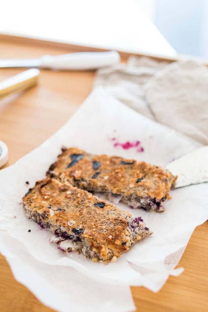Keto Blueberry Breakfast Bars Recipe