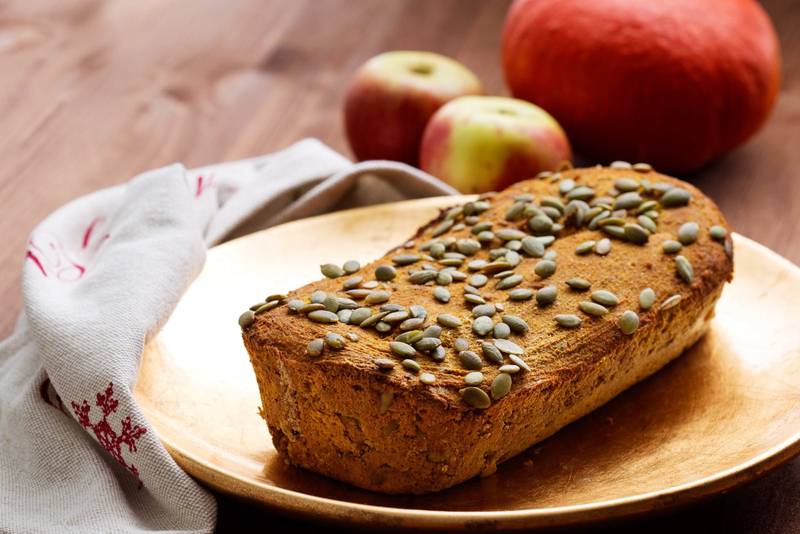 Spicy low-carb pumpkin bread